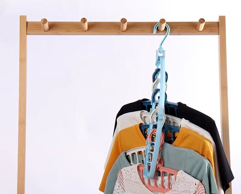 HangaMax™ – Cintre Multifonction 11 Crochets | Gain de Place & Rangement Intelligent pour Dressing - FaciliCasa